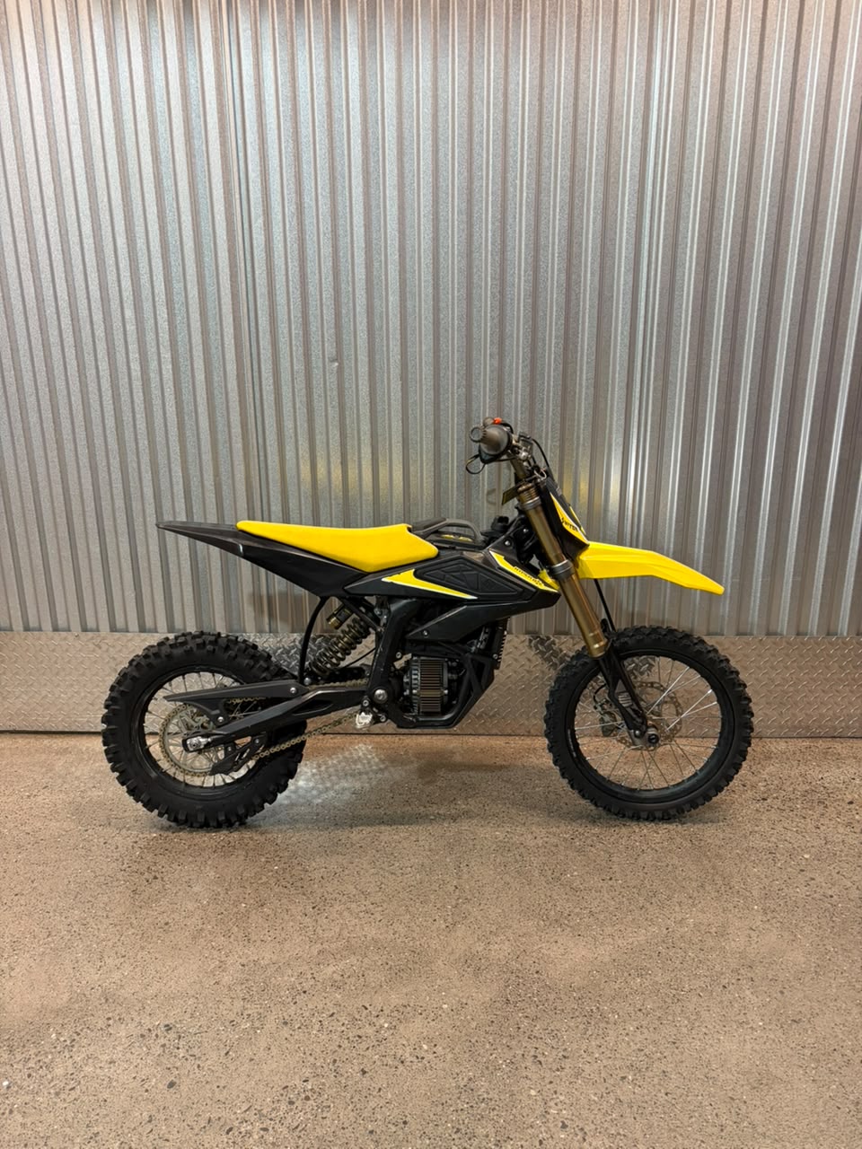 Moto Electrica Sur-Ron Hyper Bee Usada