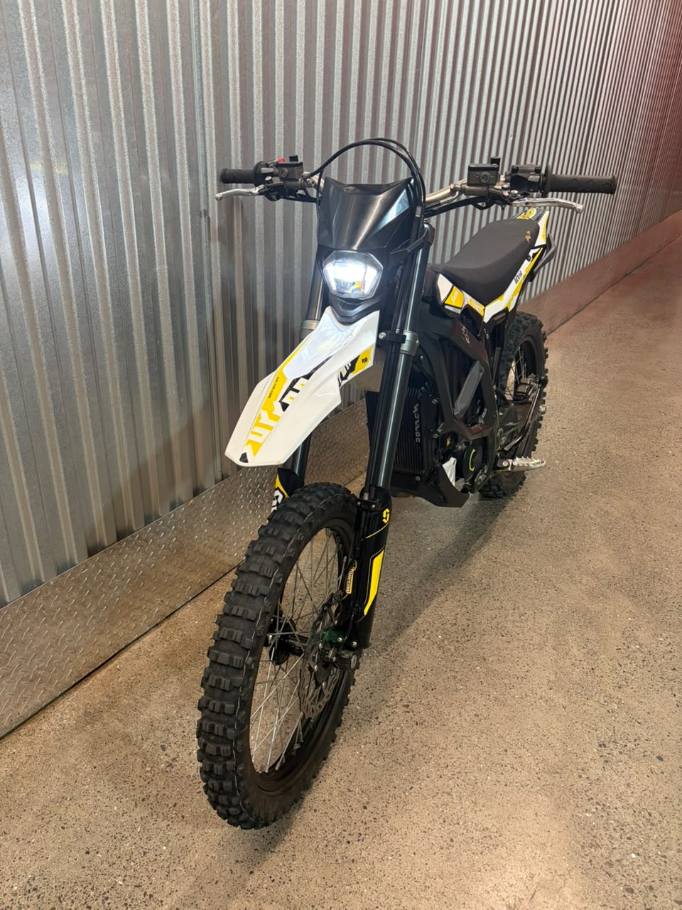 Moto Electrica Sur-Ron Ultra Bee X Usada