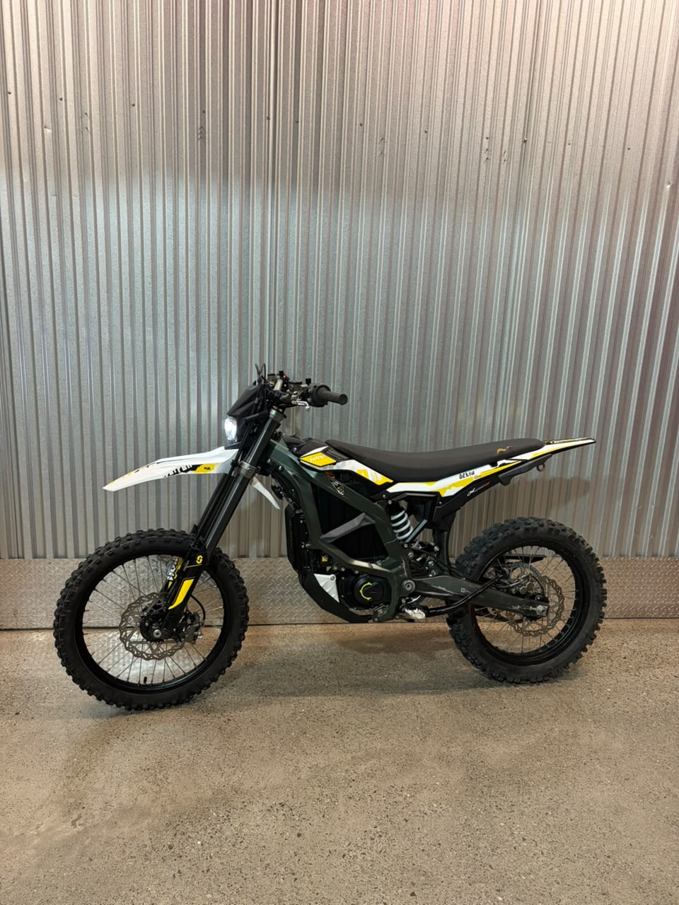 Moto Electrica Sur-Ron Ultra Bee X Usada