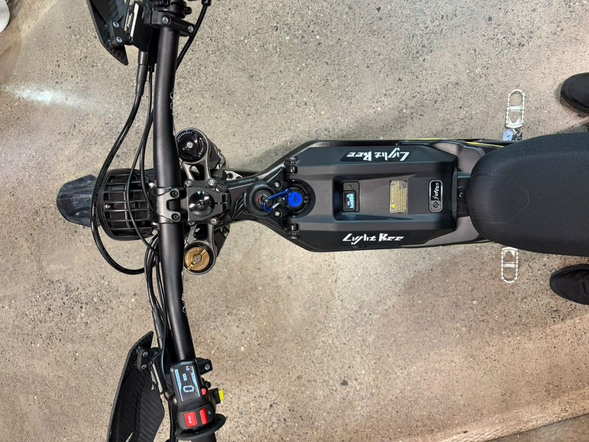 Moto Electrica Sur-Ron Light Bee X 25 Usada